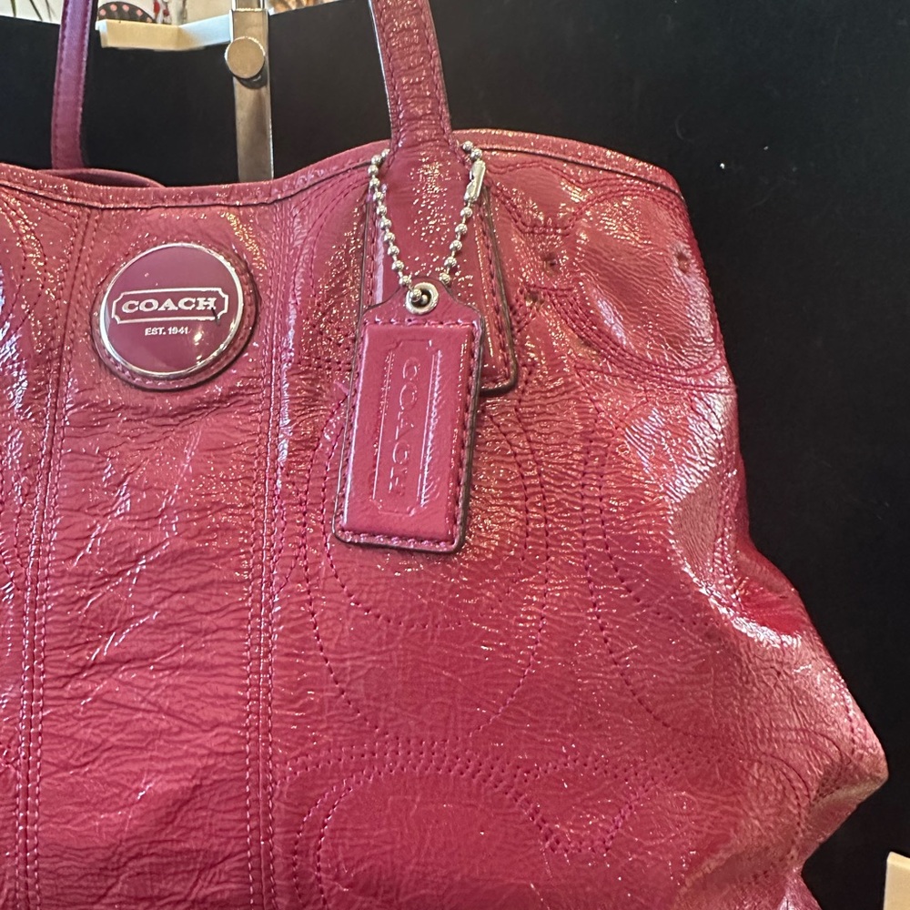 COACH Signature Women's Cherry Kisslock Tote Bag in Raspberry - Picture 13 of 16